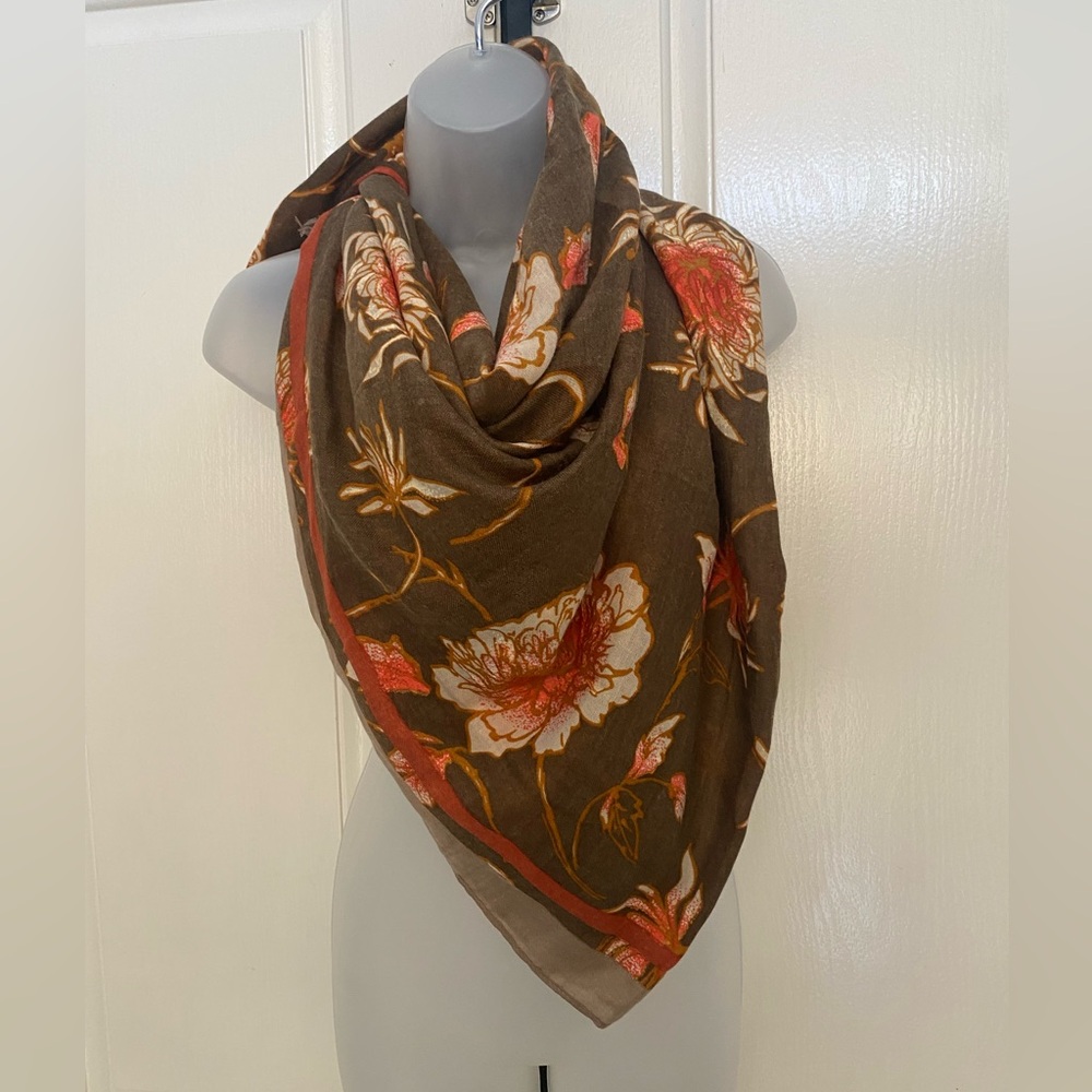 NEW wTag-Lulla Collection Brown Scarf